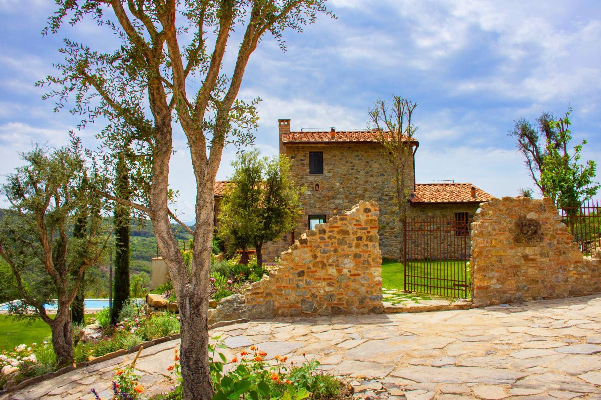 Villa Privata Con Piscina A Riparbella Castellina Marittima Exterior foto